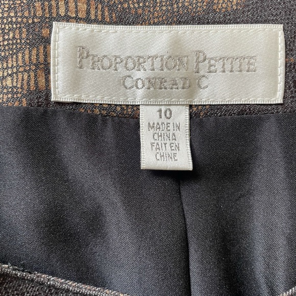 Bomber jacket. Brown and black. Rayon and polyester blend. Fitted. - Picture 2 of 10